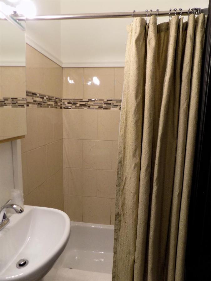 Landmark Inn Fairfield Ngoại thất bức ảnh
